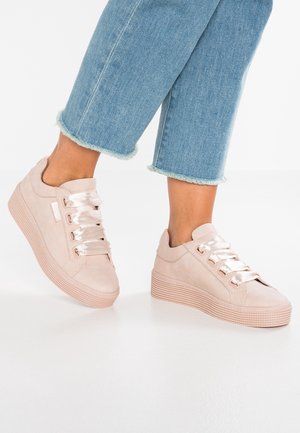 Sneakers laag - light pink
