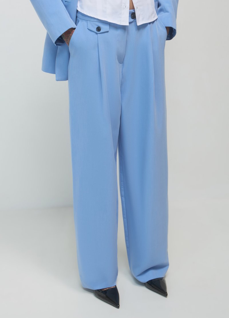 Calliope CON TASCHINO - Stoffhose - celeste scuro melange