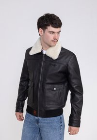 Bombers MAVERICK - Leren jas - black