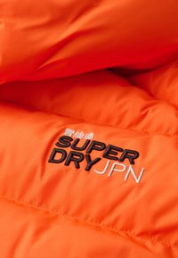 Superdry & Co HOODED SPORTS PUFFER  - Winterjas - flame orange