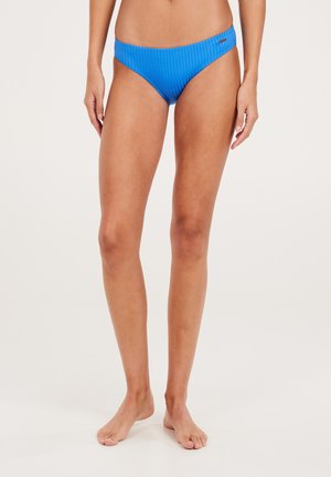 Bikini bottom blu ribbed con un design a vita bassa. Presenta un tessuto testurizzato e un piccolo logo accento sul lato.