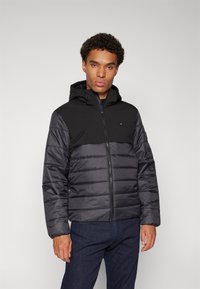 Tommy Hilfiger MIXED MEDIA JACKET - Overgangsjakke - black
