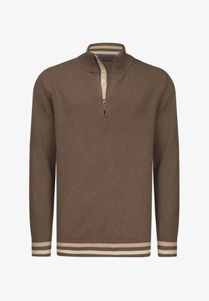 Brązowy sweter z zamkiem przy szyi, o teksturowanym splocie, z prążkowanymi mankietami i dołem, z białymi i beżowymi paskami. Podszewka kołnierza z lekkiego materiału.