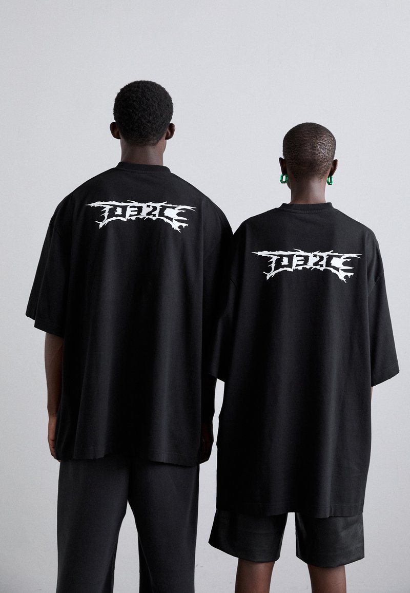 032c NERVE SHATTER OVERSIZED UNISEX - Majica kratkih rukava s printom - washed black