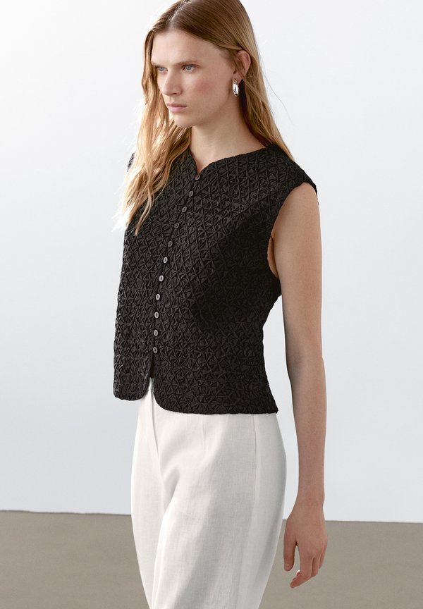 WITH DETAIL - Waistcoat