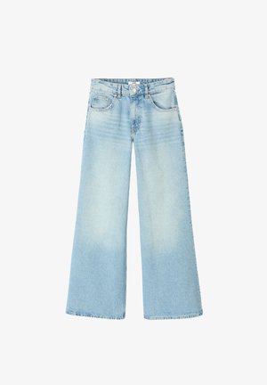 Jean large bleu clair, en denim, avec une taille haute, un design classique à cinq poches et des détails de décoloration subtils sur les jambes.