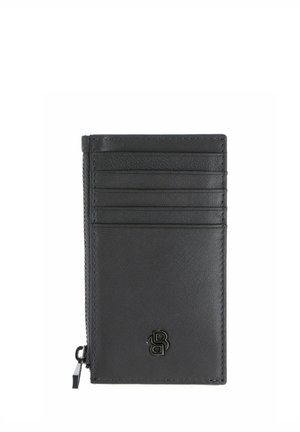 Portefeuille en cuir noir à surface texturée, avec plusieurs emplacements pour cartes, une poche zippée, et un petit logo embossé sur le bas de la face avant.