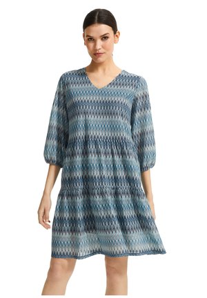Sukienka letnia - mint green zig zag knit