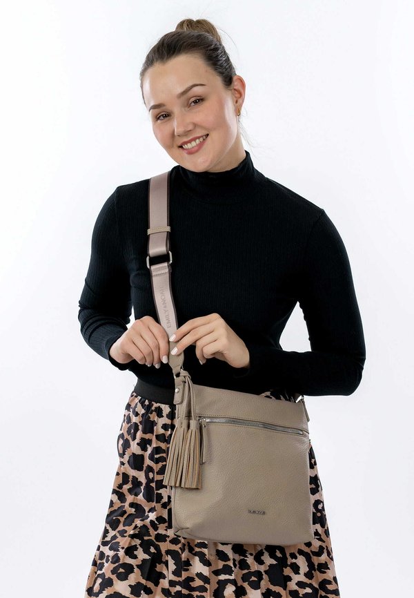 Umhängetasche - sand