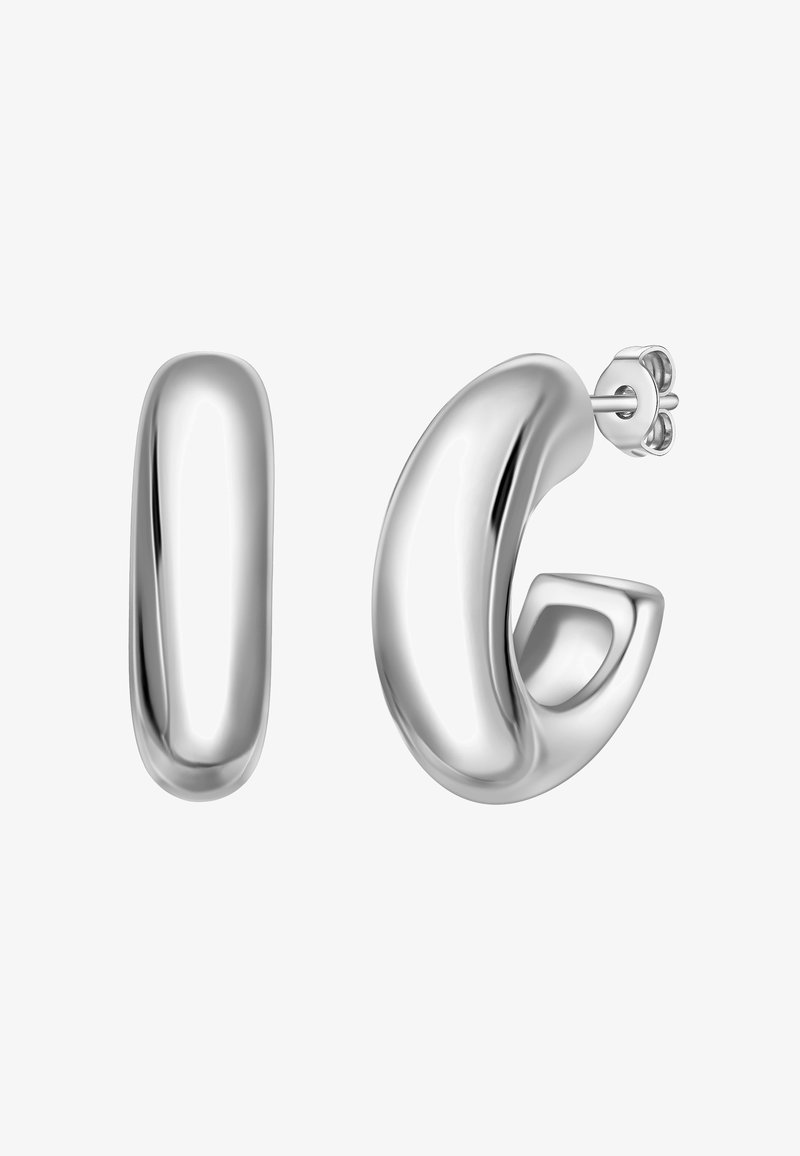 Sidabriniai žiedai su lygiomis, blizgiomis paviršiomis. Vienas auskaras turi apvalią formą, o kitas - unikalų išpjovos dizainą.