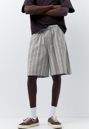 PULL&BEAR Shorts - light grey