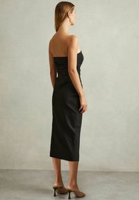 Reiss Rochie tip creion - black