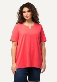 Ulla Popken A-LINIE HALBARM - Triko s potiskem - dark coral