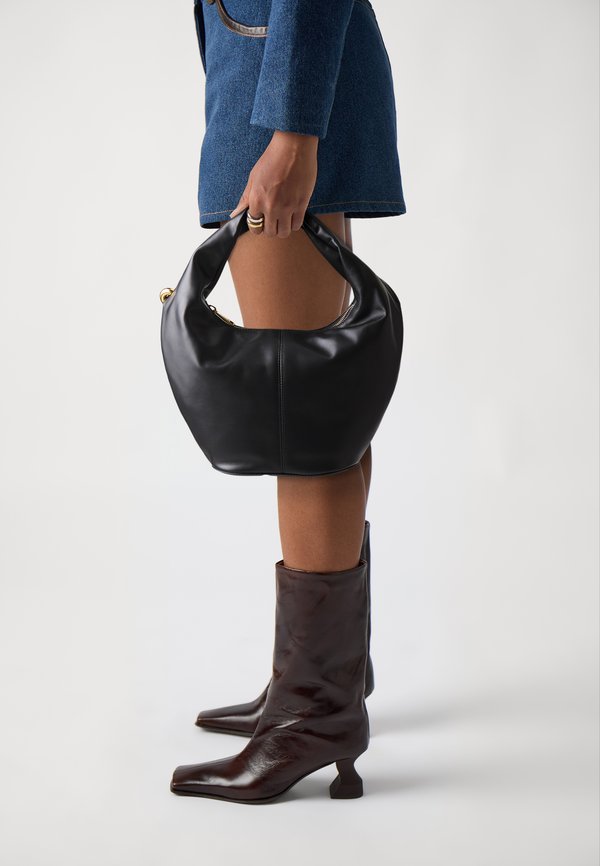 RING MINI HOBO - Handtasche - nero