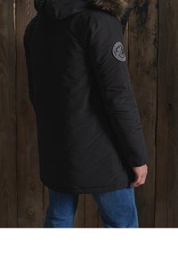 Superdry & Co Zimní kabát - black