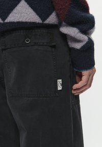 DOUBLE A BY W.W. WWHEINO STRAIGHT LEG - Housut - black