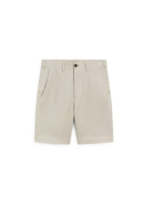 Beige knielange Shorts mit Fronttaschen, Gürtelschlaufen und schwarzem Knopfverschluss in der Taille.