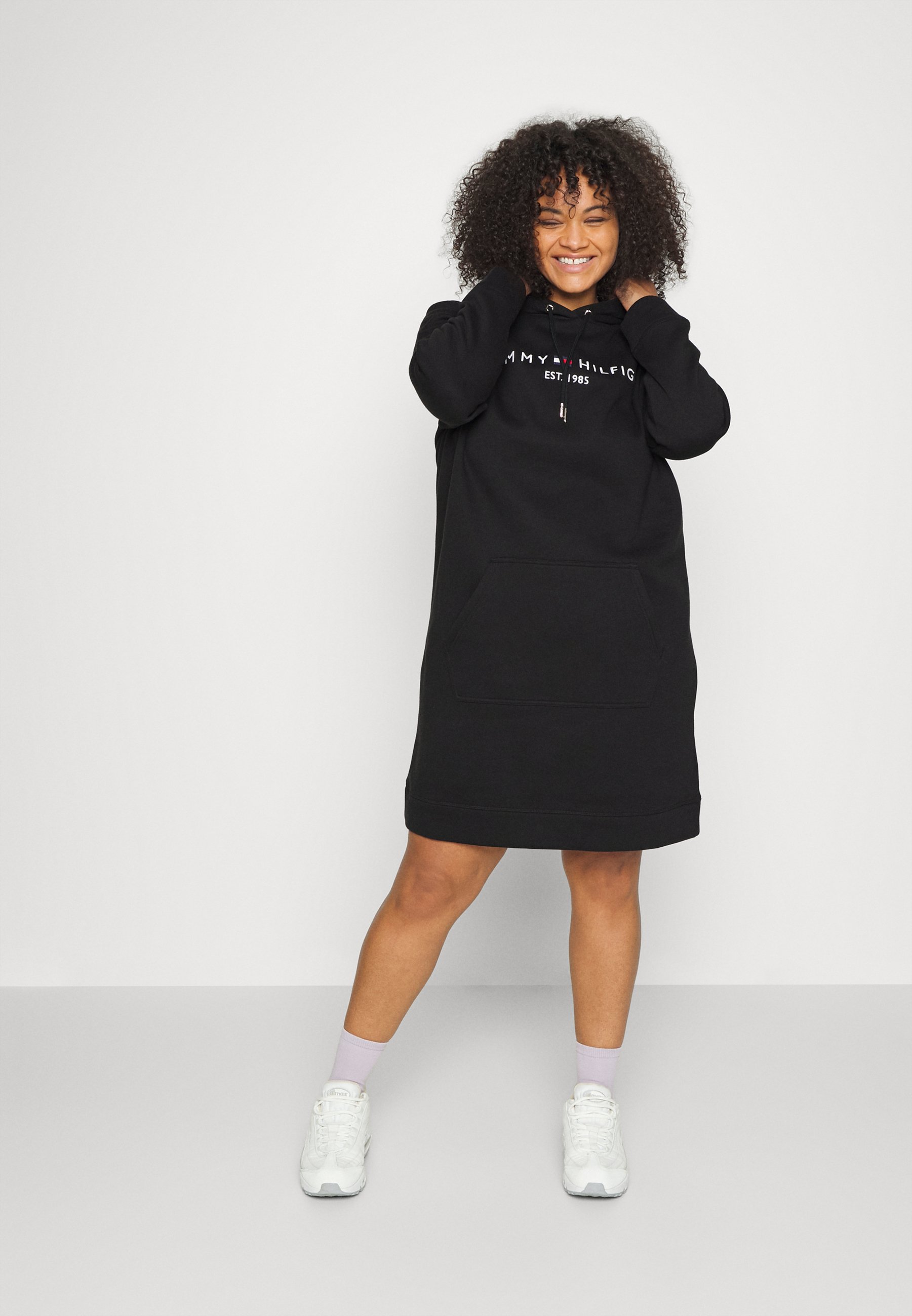 curve tommy hilfiger