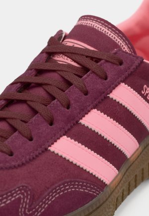 adidas gazelle silver green womens SUPERSTAR II 