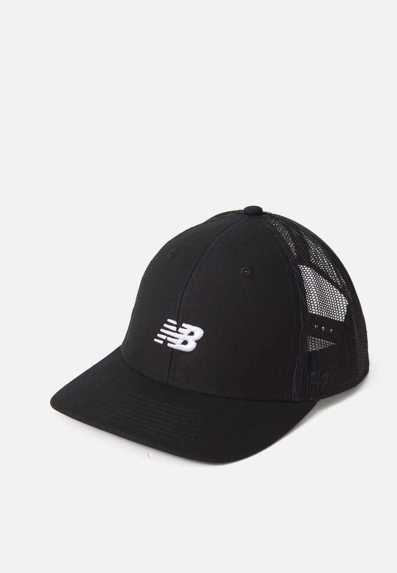 Cappellino da baseball nero con visiera curva, pannelli posteriori in rete e logo "NB" ricamato in bianco sul pannello frontale.
