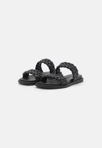 Tamaris Slippers - black