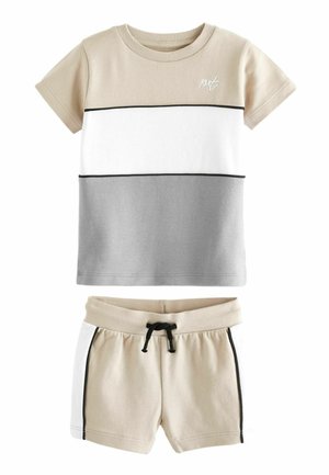 SHORT SLEEVE BLOCK SET - Šorti - neutral