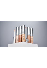 L'Oréal Paris TRUE MATCH RADIANT SERUM CONCEALER - Concealer - 3r light medium