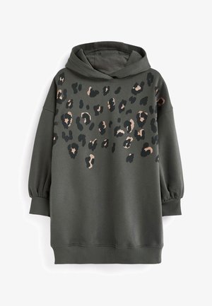Oliwkowa zielona bluza z kapturem z czarno-różowo-złotym nadrukiem w cętki. Posiada bufiaste rękawy oraz ściągacze przy mankietach i dole. Miękka tekstura materiału.