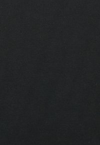 Thumbnail Image 5
