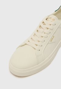 Replay EVAN CLASS - Sneakers - off white/green