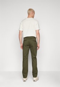 Replay DAMIAN PANTS - Hlače chino - military