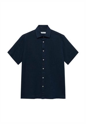 Košulja na kratke rukave u tamnoplavoj boji s teksturiranim materijalom, sa klasičnim ovratnikom i bijelim dugmadima raspoređenim duž prednje strane.