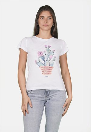 T-shirt bianco in cotone con un design di cactus con fiori rosa in un vaso a righe. Maniche corte e scollatura rotonda classica.