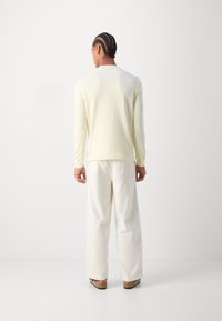 INDICODE JEANS Long sleeved top - white asparagus