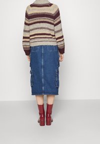 Object Sweter