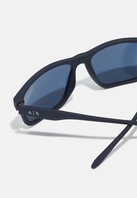 Armani Exchange Ochelari de soare - matte blue/dark blue