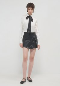 Calliope EN  AVEC NŒUD - Camicia - blanc