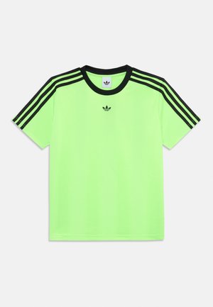 adidas Originals TEE UNISEX - T-shirt print - signal green/black