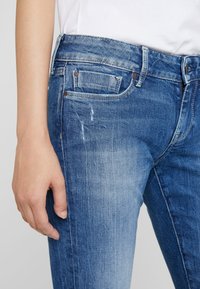 Pepe Jeans Vaqueros pitillo - destroyed denim