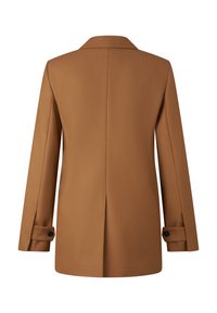 Brązowy żakiet z długim rękawem, z centralnym szwem na plecach i guzikami na mankietach, pokazany od tyłu na białym tle.