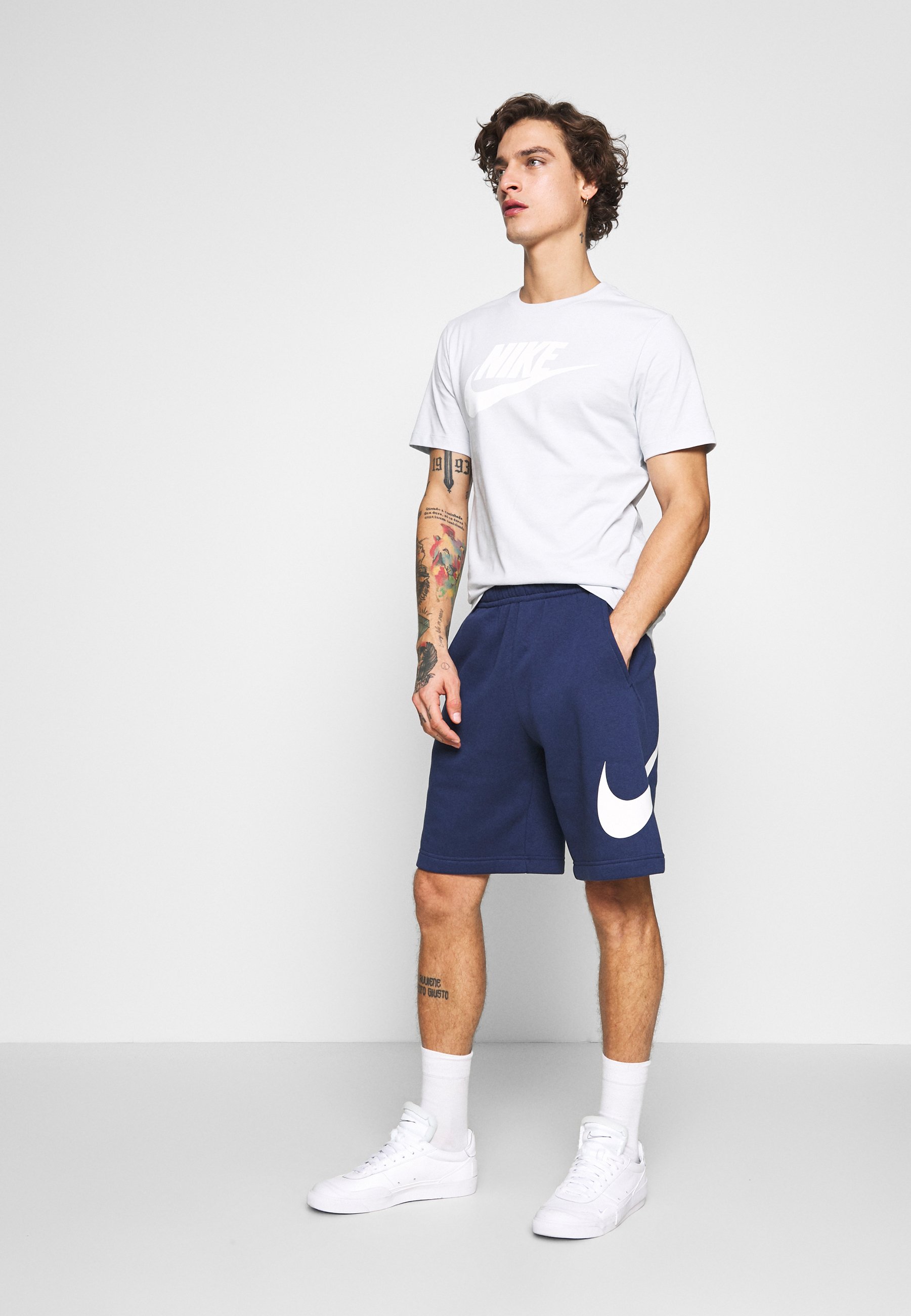 Nike Sportswear CLUB - Shorts 