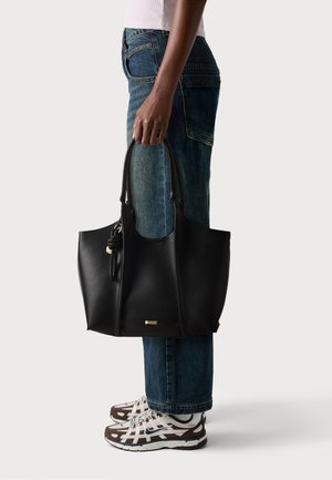 KYLINIA - Handtasche - black overflow