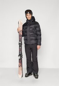 EA7 Emporio Armani CORTINA JACKET - Lyžiarska bunda - black