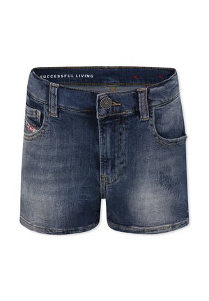 Shorts in denim, blu scuro, taglio classico con effetto usurato. Presenta tasche frontali, chiusura con bottone metallico e etichetta cucita in vita.