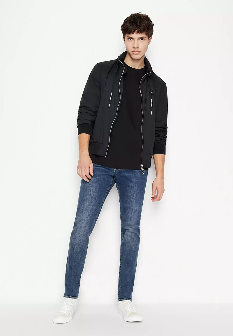 Armani Exchange Slim fit jeans blauw denim/bluedenim Armani Exchange Slim fit jeans blauw denim/bluedenim