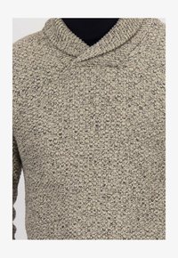 Sélectionné, sallowgrey