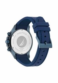 Reloj Nautica con fondo de acero inoxidable, correa de silicona azul y acentos texturizados. Incluye un diseño de esfera redonda y botones de cronógrafo.
