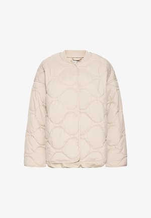 Jachetă bej matlasată cu guler rotund și închidere frontală cu nasturi. Material moale, texturat, cu design căptușit și croială lejeră.