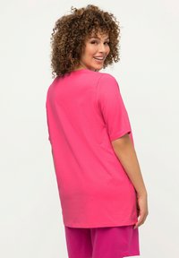 Ulla Popken CARREE-AUSSCHNITT - T-shirt basic - pink