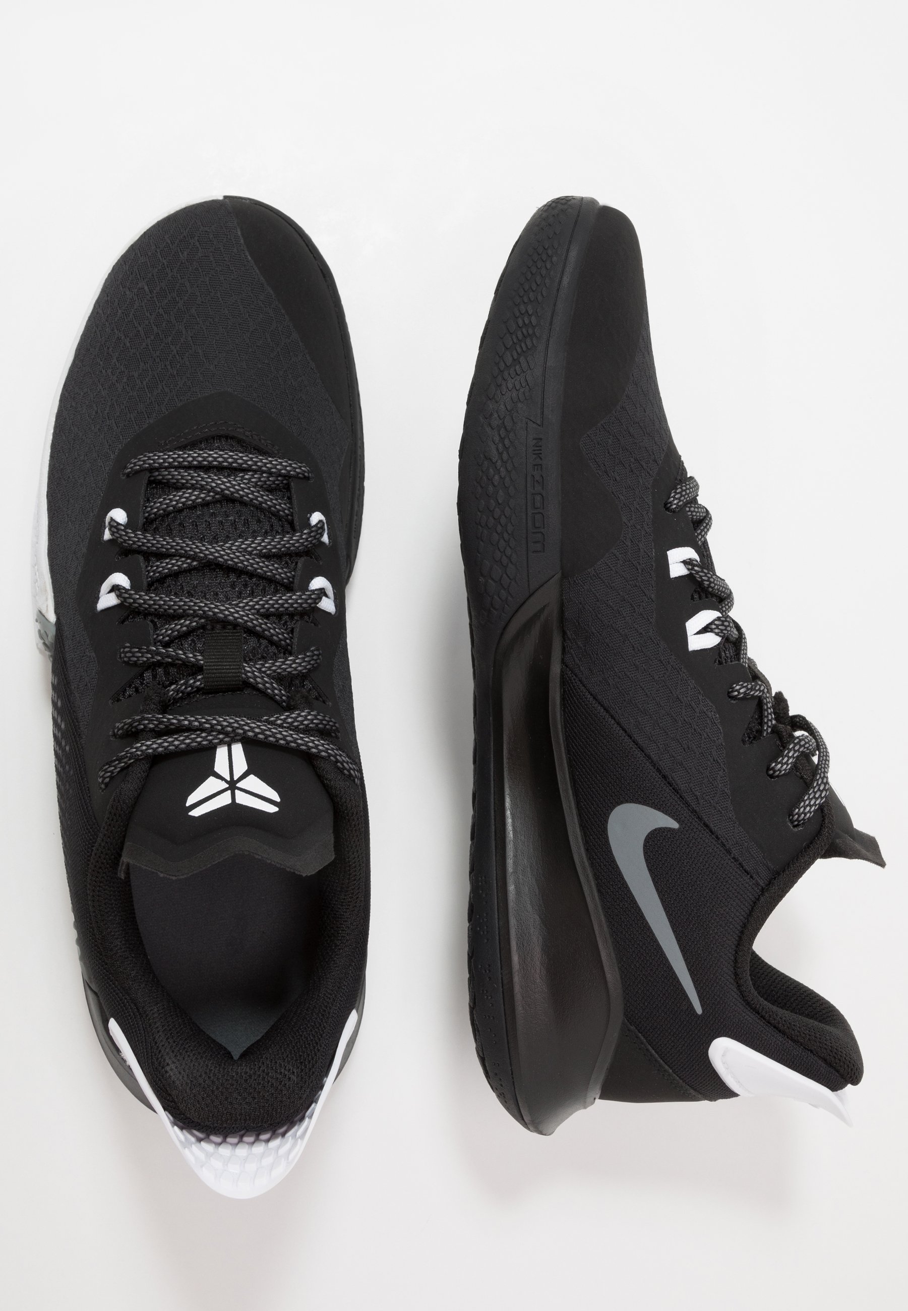 nike mamba fury black and white